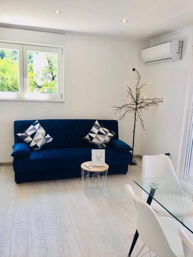 Apartments Jurakovic Živogošće 外观 照片