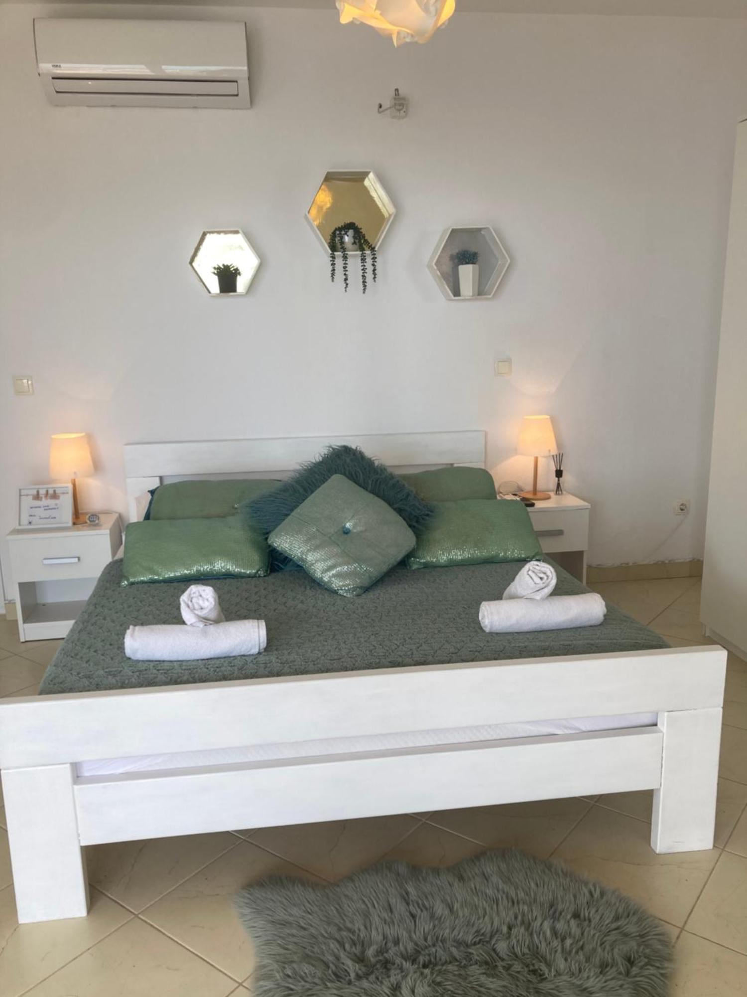 Apartments Jurakovic Živogošće 外观 照片