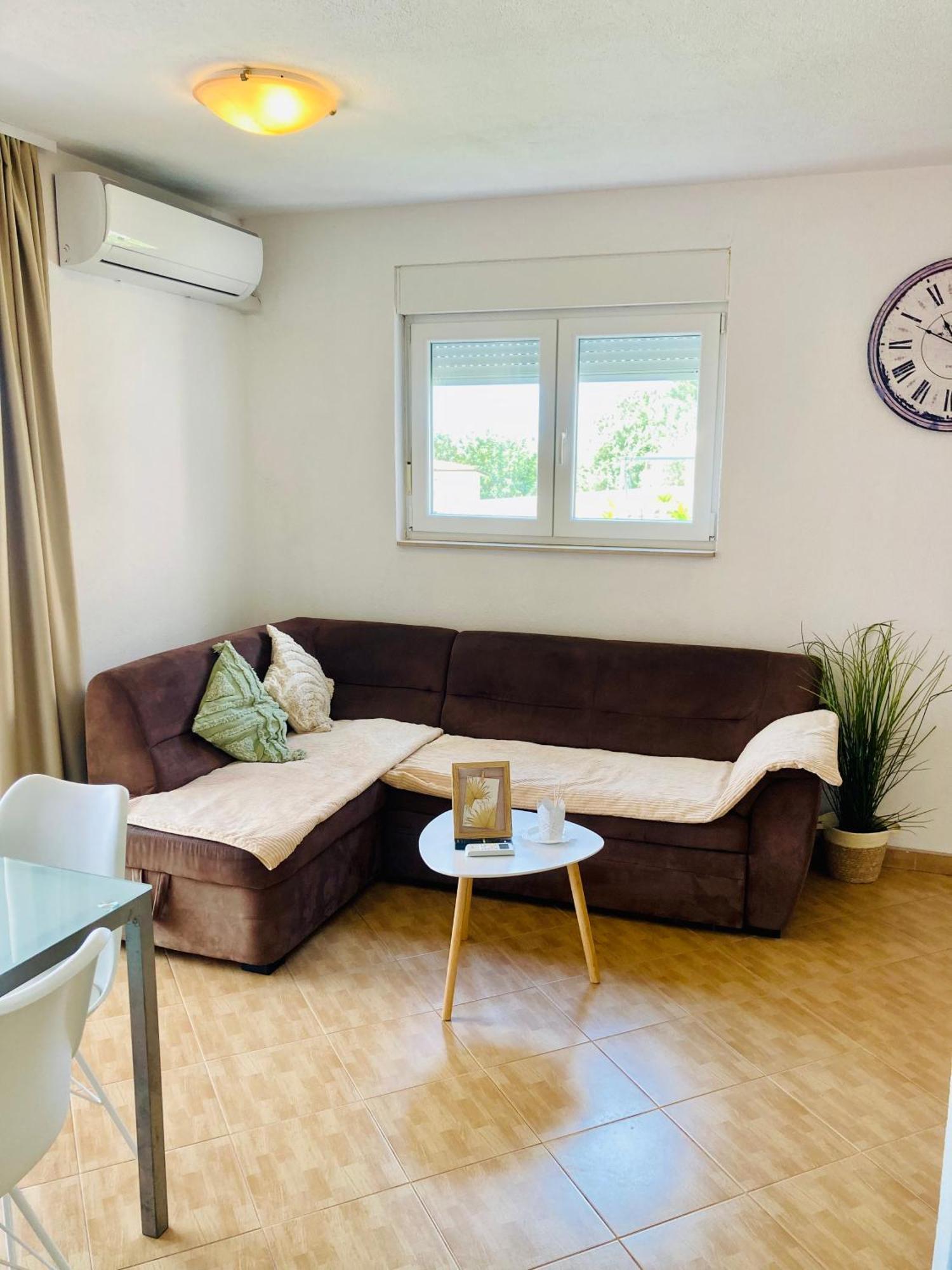 Apartments Jurakovic Živogošće 外观 照片