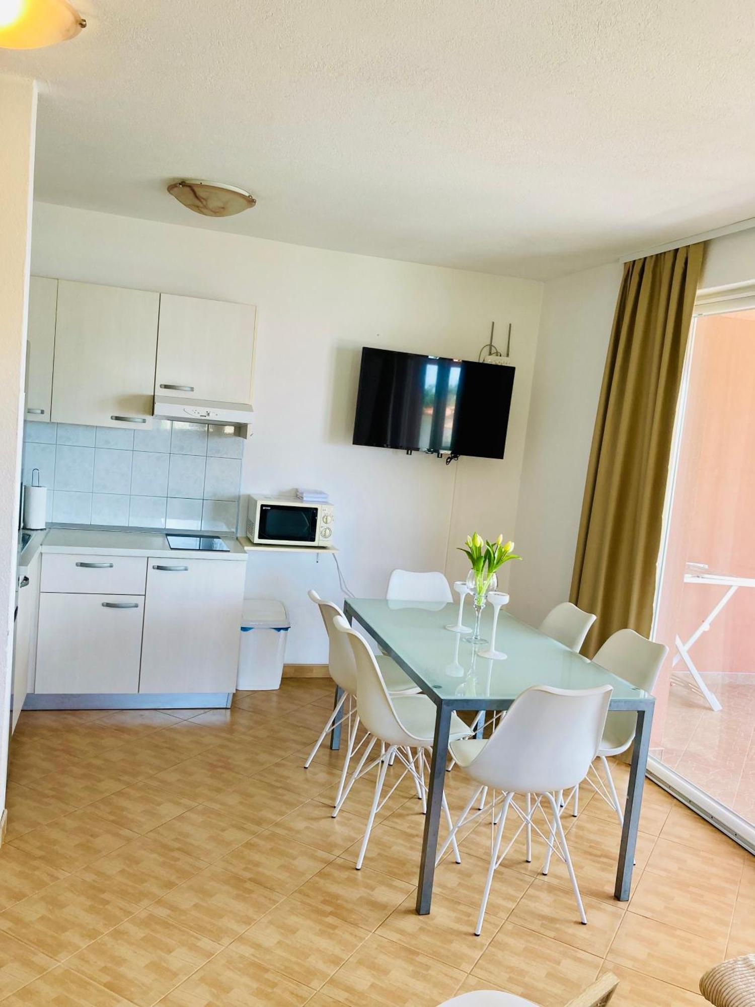 Apartments Jurakovic Živogošće 外观 照片